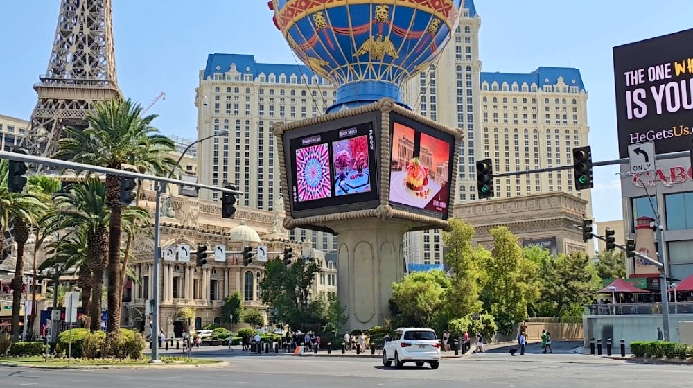 Experiencing the Vibrant Fusion of Art and Entertainment at the Heart of the Las Vegas Strip