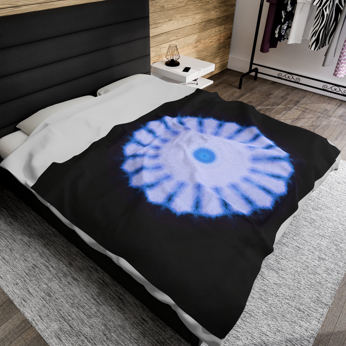 SNWFLK-2 Cymatic Velveteen Blanket (Black)