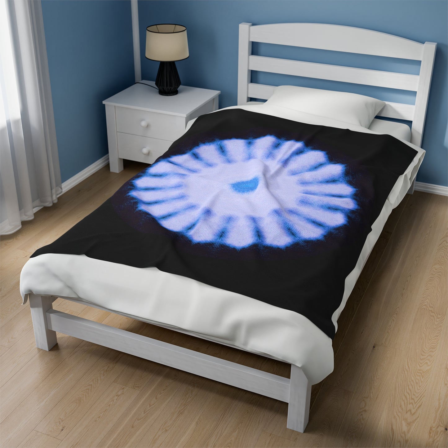 SNWFLK-2 Cymatic Velveteen Blanket (Black)