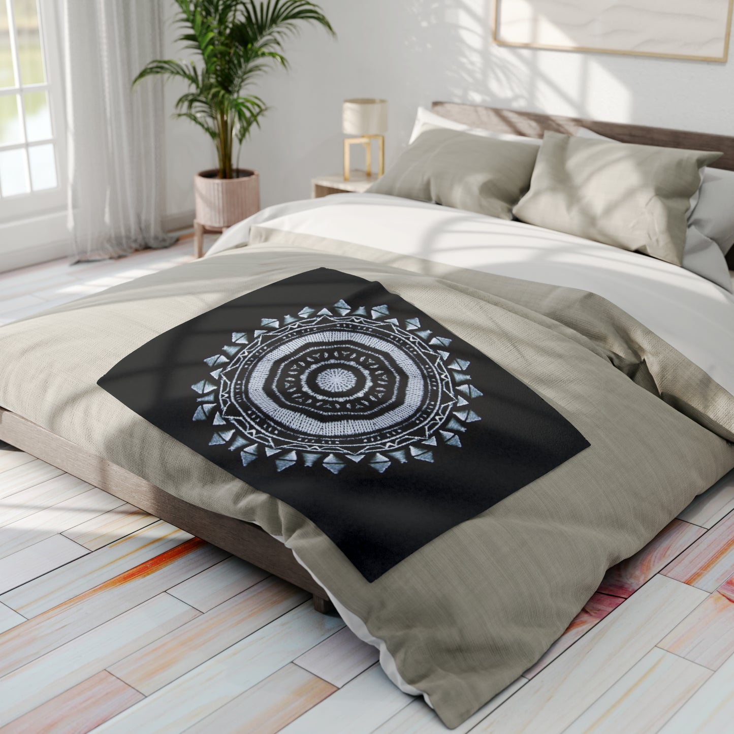 MAYA Cymatic Arctic Fleece Blanket (Black)