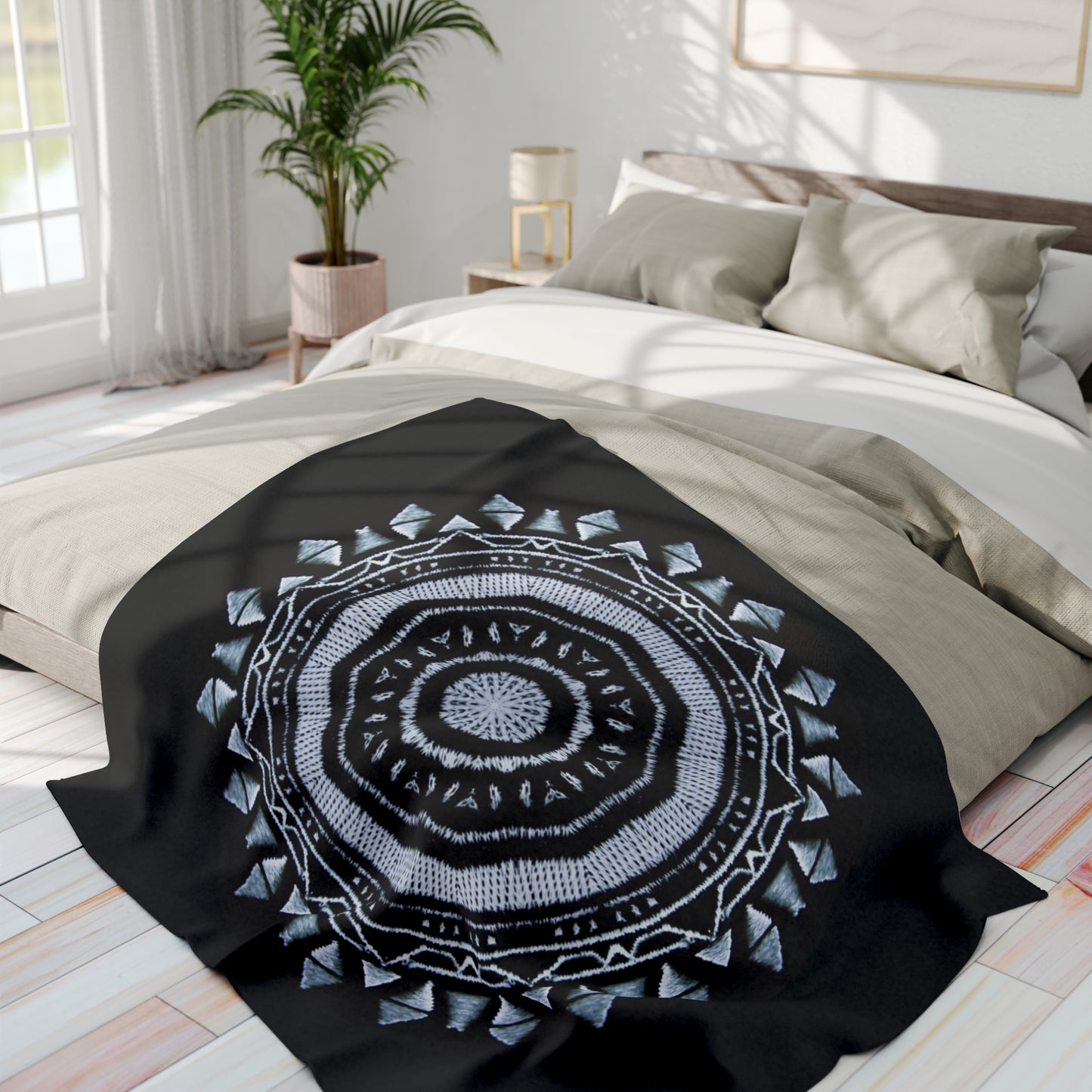 MAYA Cymatic Prt Arctic Fleece Blanket (Black)