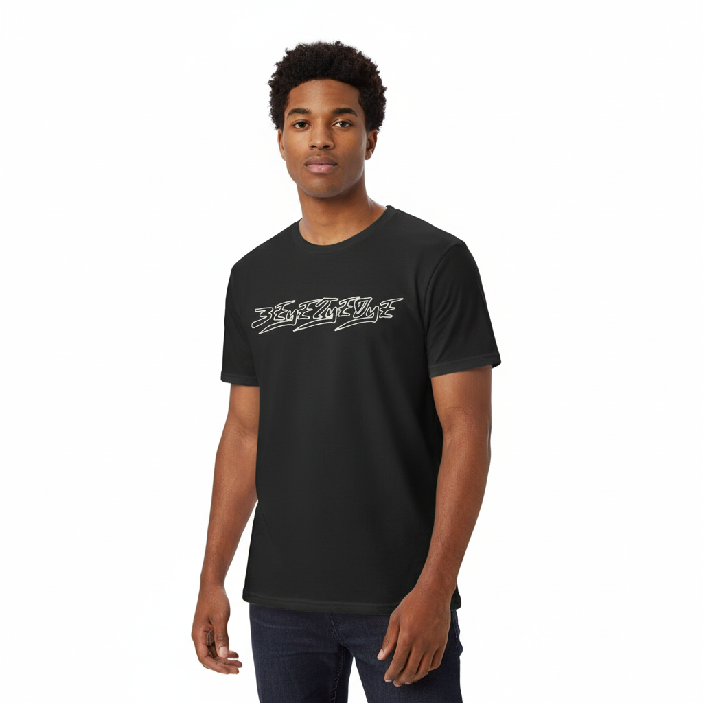 3ETD Outline Print T-Shirt Lifestyle