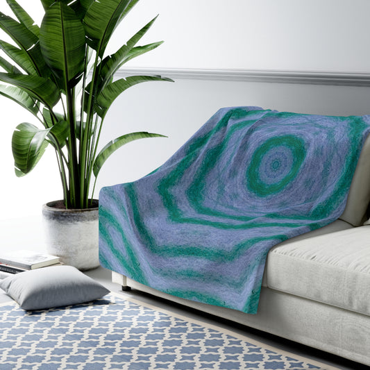 "GR33N3RY" Sherpa Fleece Blanket | Cosy Throw for Home Decor & Gifts