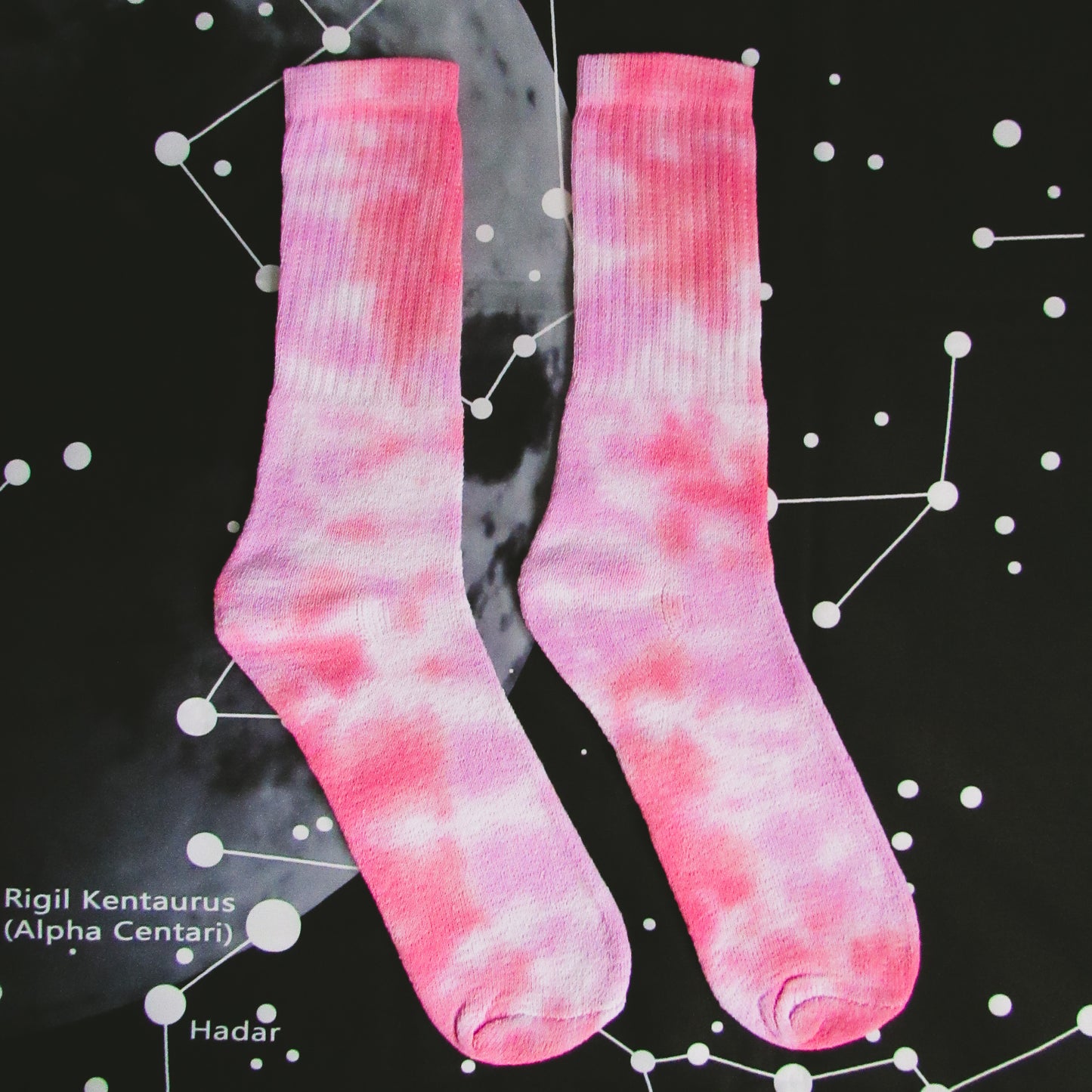 Red & Pink Crumple Tie Dye Socks