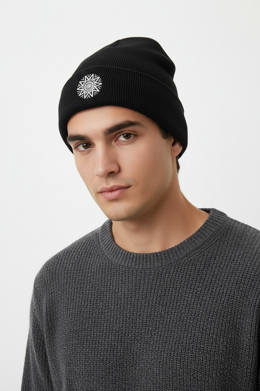 KABBA Classic Cuffed Beanie Lifestyle - Close-up